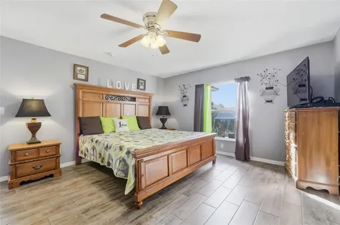 2219 Merry Road Tavares FL 32778