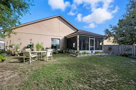 2219 Merry Road Tavares FL 32778