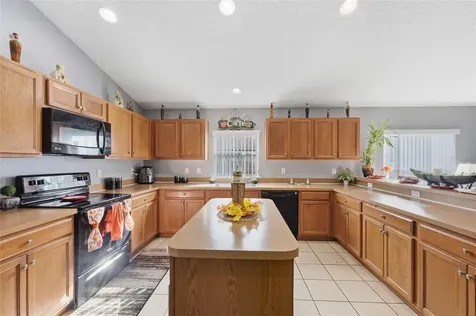 2219 Merry Road Tavares FL 32778