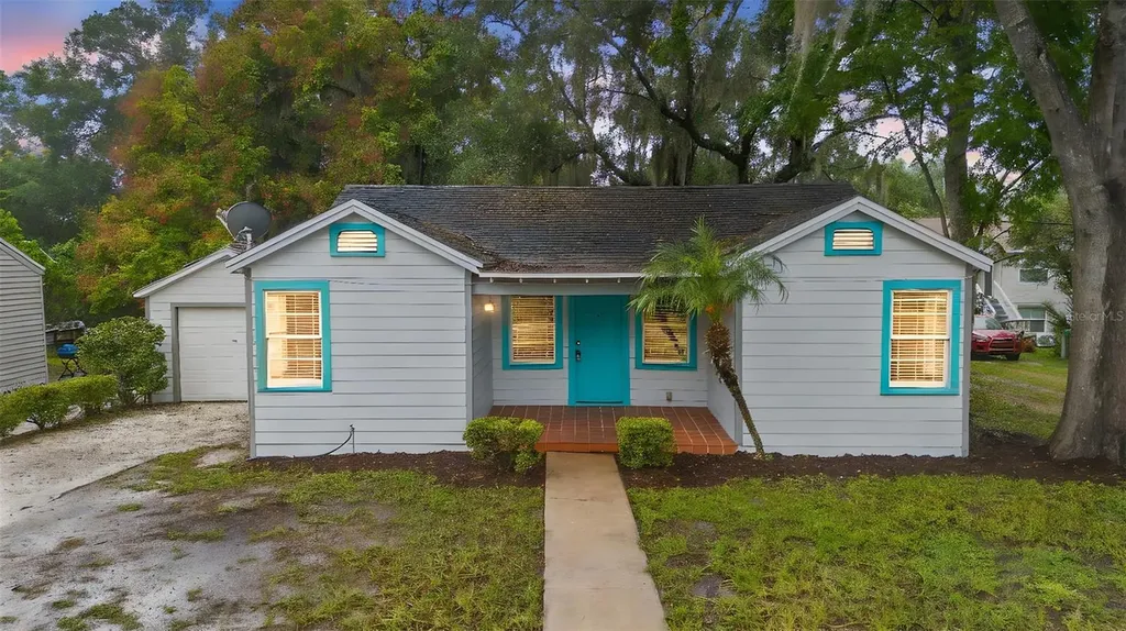 406 N Kentucky Avenue Deland FL 32724