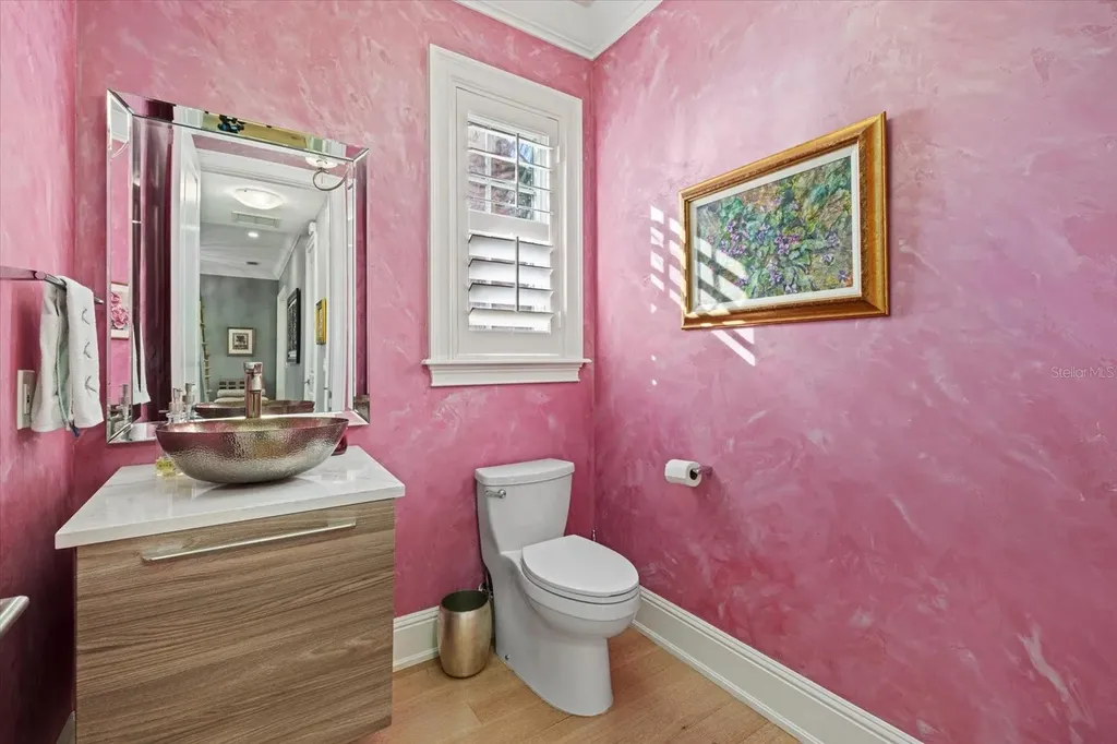 5246 Avenida Del Mare Sarasota FL 34242