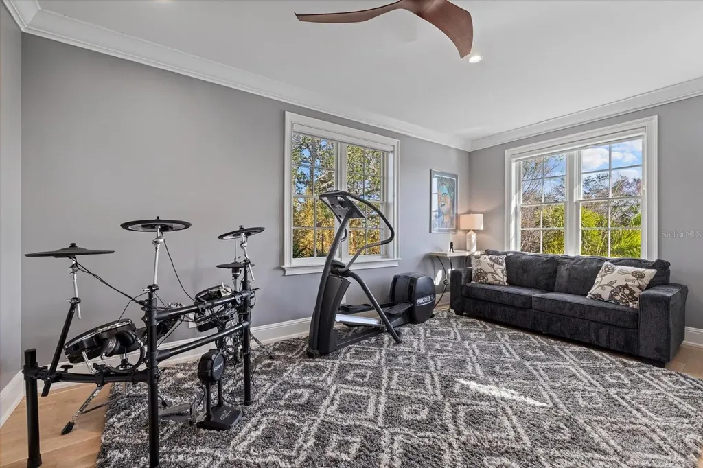 5246 Avenida Del Mare Sarasota FL 34242