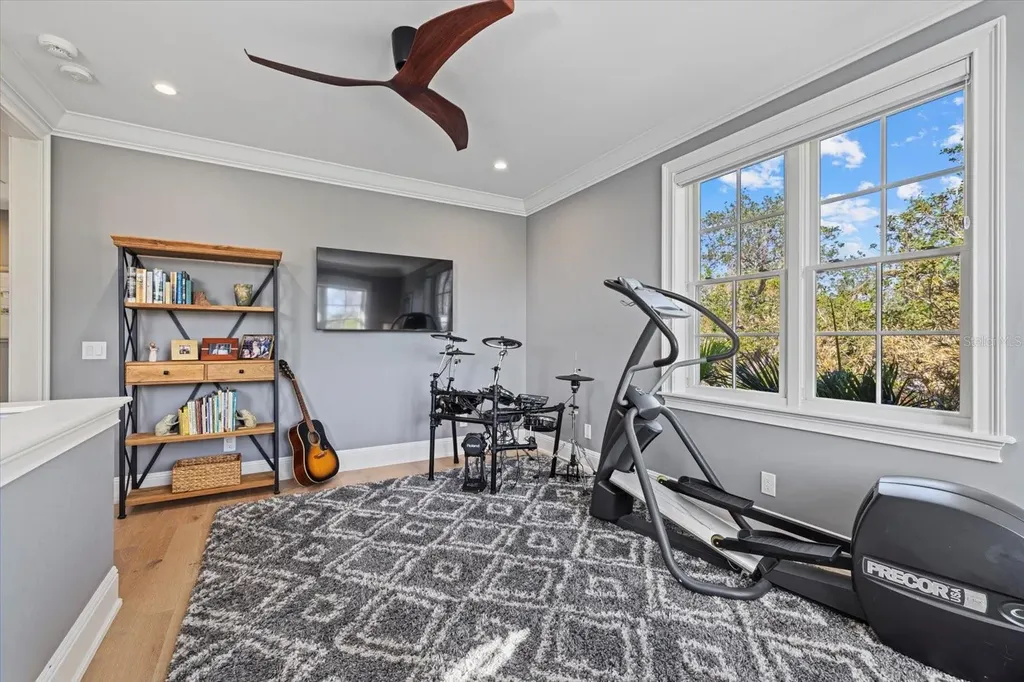 5246 Avenida Del Mare Sarasota FL 34242