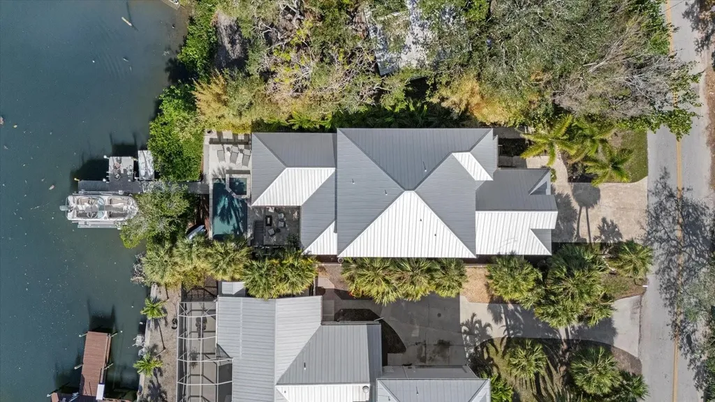 5246 Avenida Del Mare Sarasota FL 34242