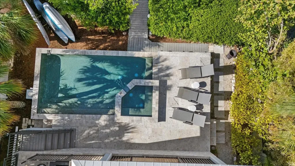 5246 Avenida Del Mare Sarasota FL 34242