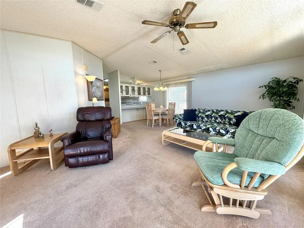 126 W Saint Johns Way Apollo Beach FL 33572