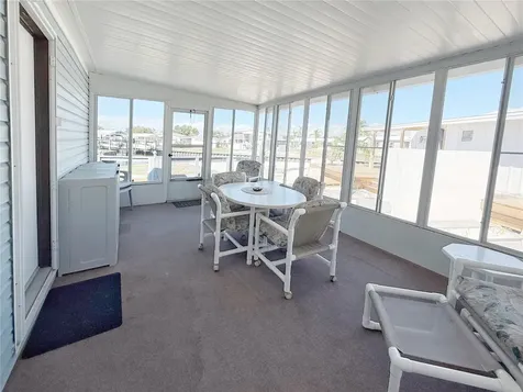 126 W Saint Johns Way Apollo Beach FL 33572