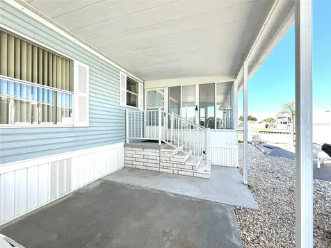 126 W Saint Johns Way Apollo Beach FL 33572