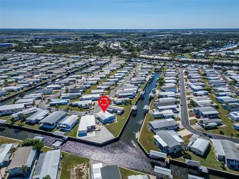 126 W Saint Johns Way Apollo Beach FL 33572