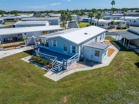 126 W Saint Johns Way Apollo Beach FL 33572