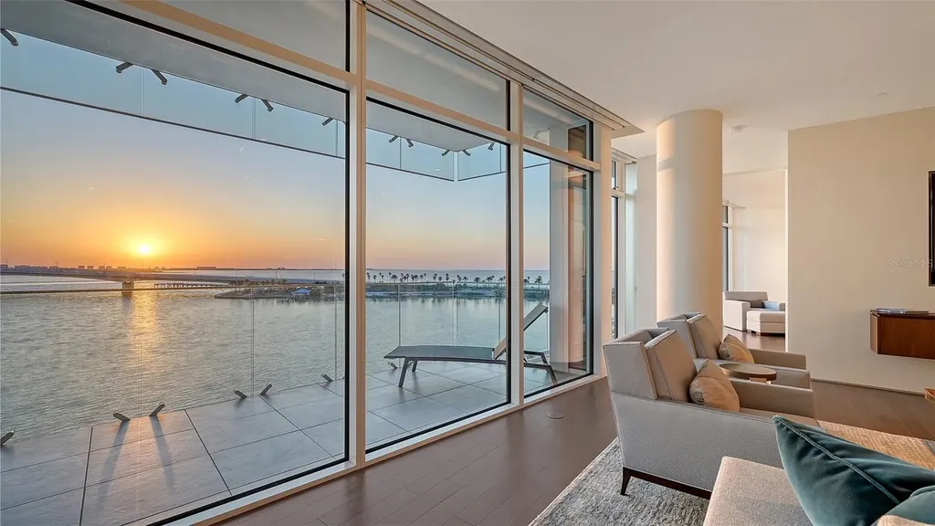 280 Golden Gate Point Sarasota FL 34236