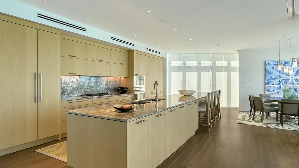 280 Golden Gate Point Sarasota FL 34236