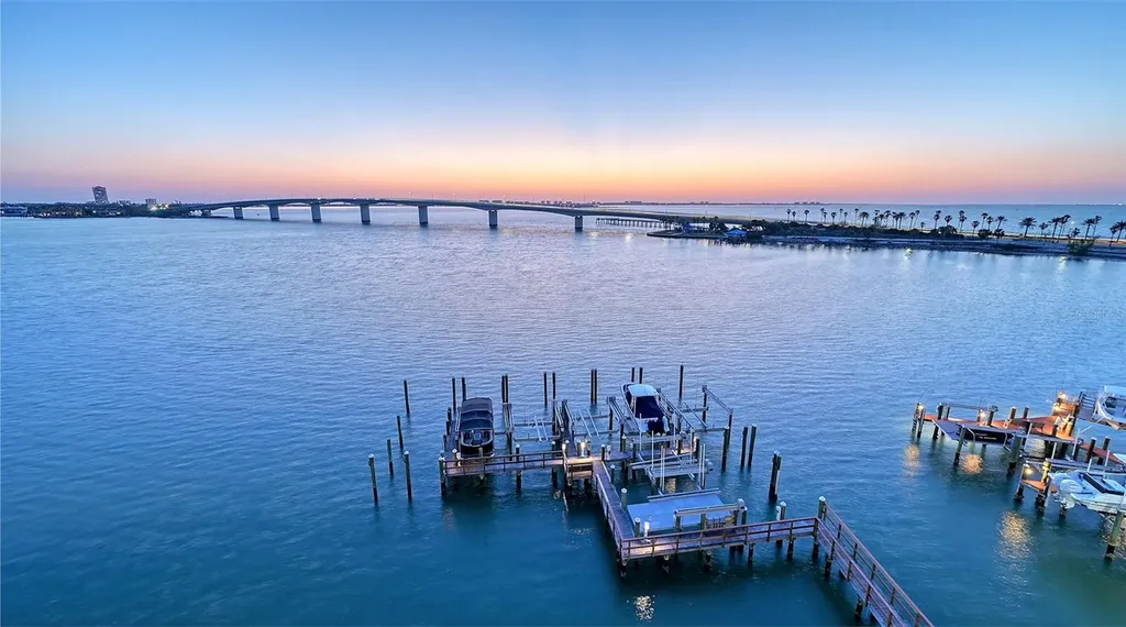 280 Golden Gate Point Sarasota FL 34236