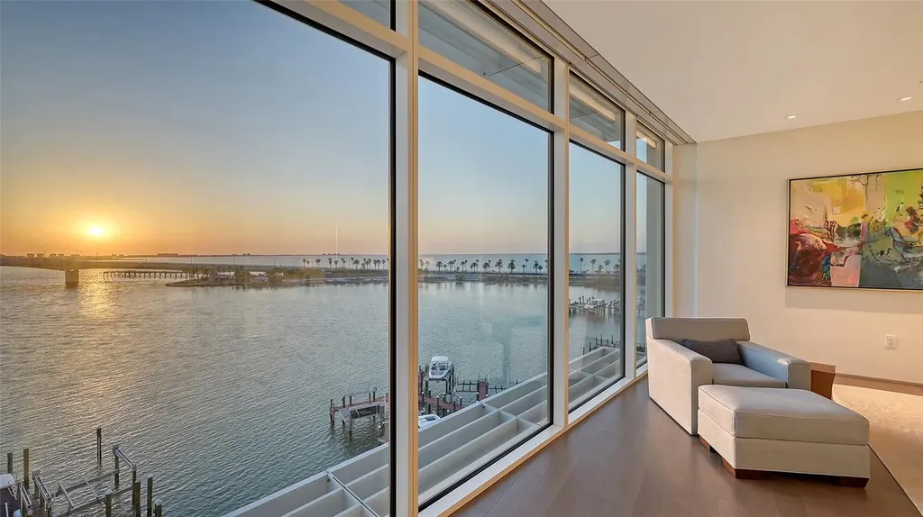 280 Golden Gate Point Sarasota FL 34236