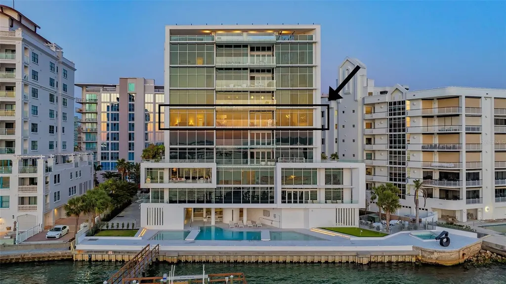 280 Golden Gate Point Sarasota FL 34236