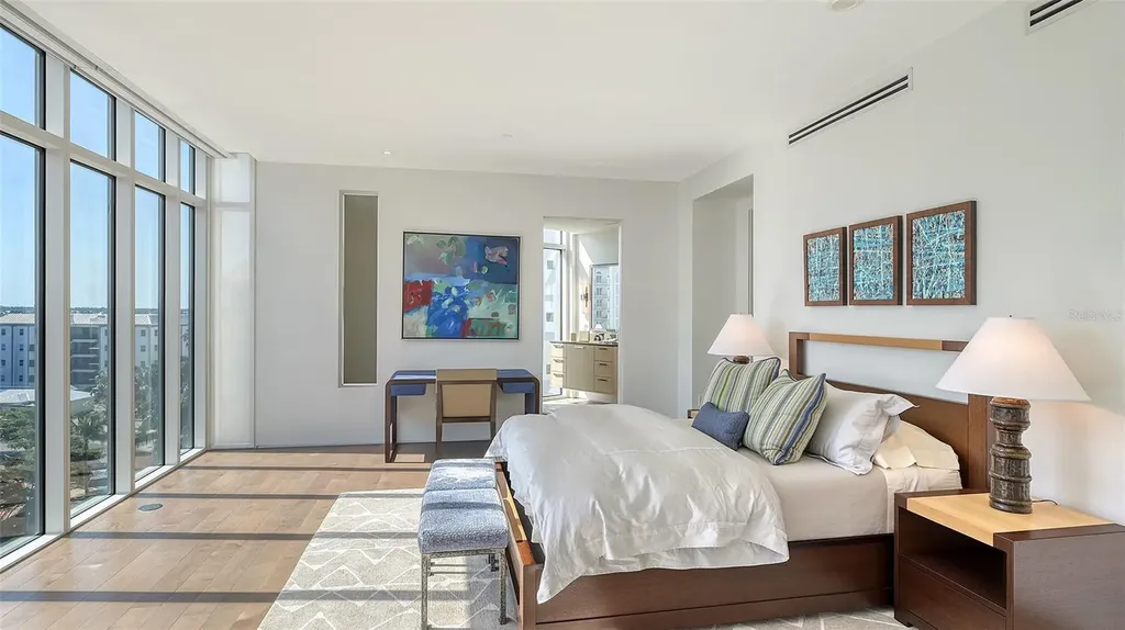 280 Golden Gate Point Sarasota FL 34236