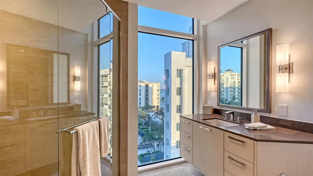 280 Golden Gate Point Sarasota FL 34236