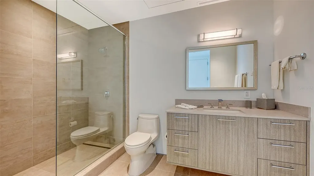 280 Golden Gate Point Sarasota FL 34236