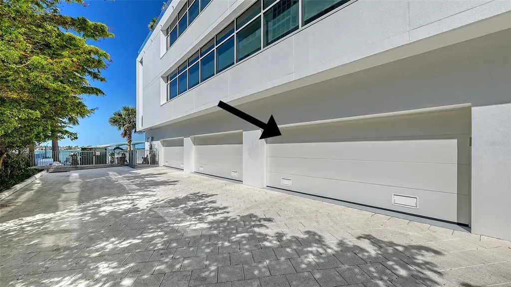 280 Golden Gate Point Sarasota FL 34236