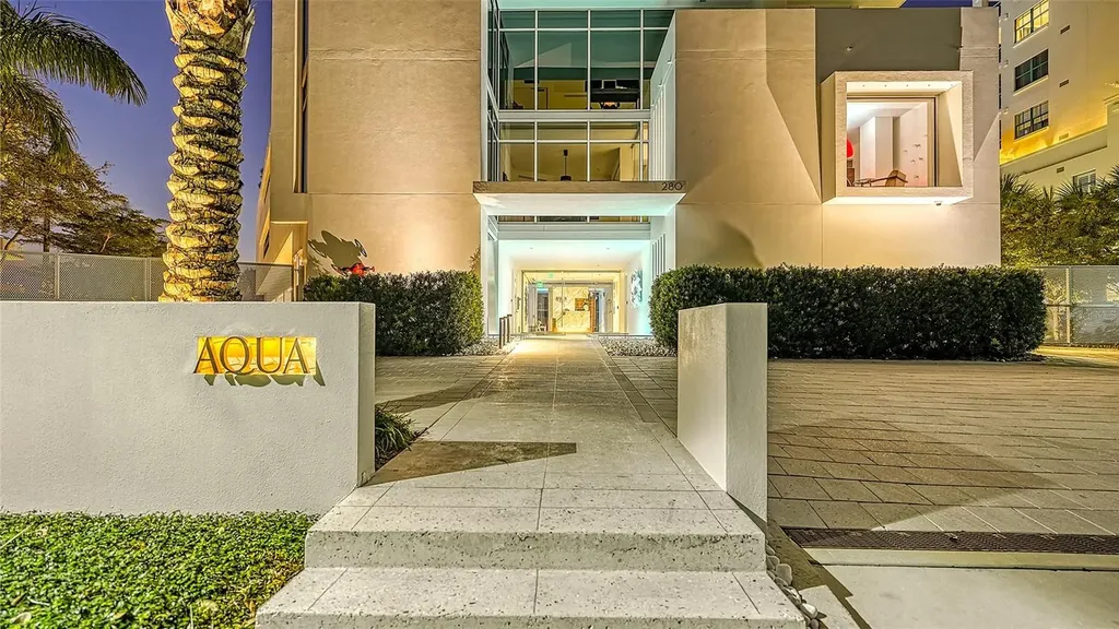 280 Golden Gate Point Sarasota FL 34236