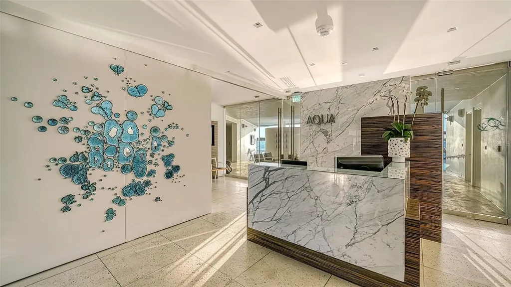 280 Golden Gate Point Sarasota FL 34236