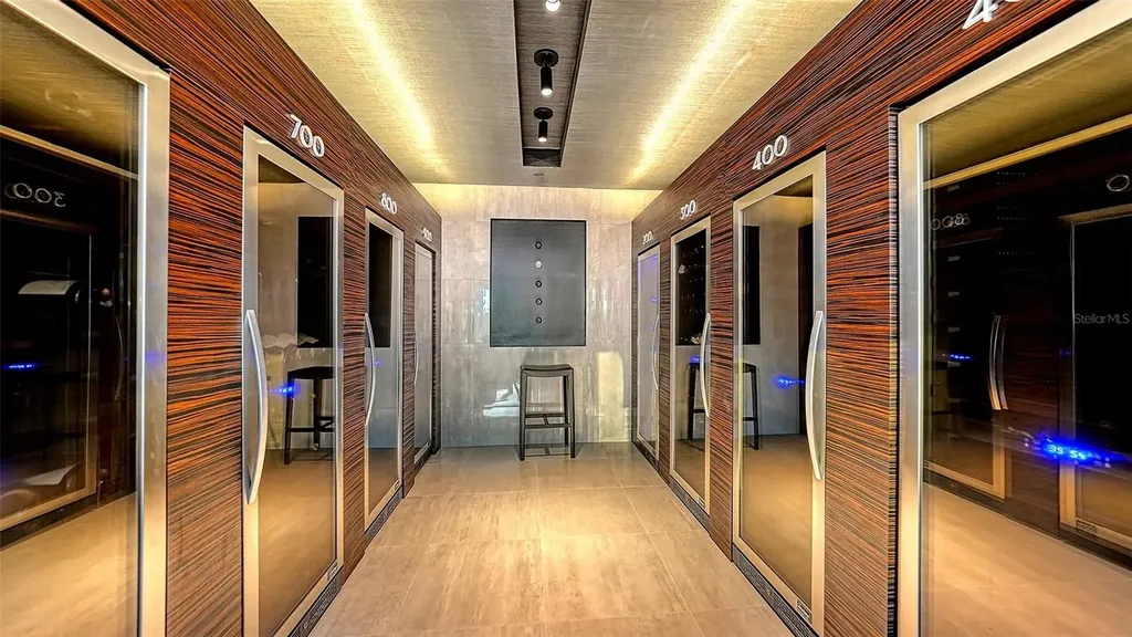 280 Golden Gate Point Sarasota FL 34236