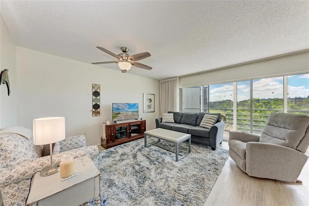 4040 Ironwood Circle Bradenton FL 34209