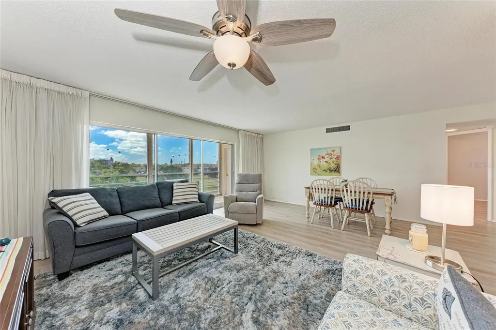 4040 Ironwood Circle Bradenton FL 34209