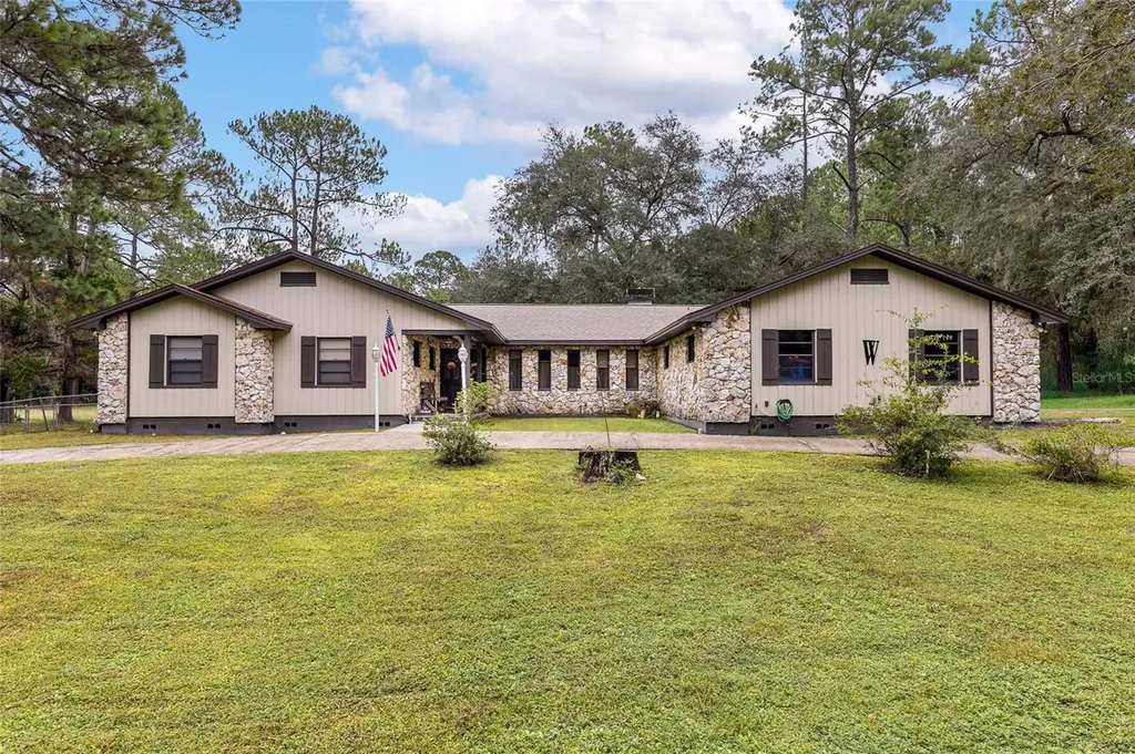 435 N Orange Avenue Sanford FL 32771