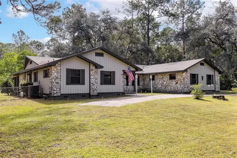 435 N Orange Avenue Sanford FL 32771