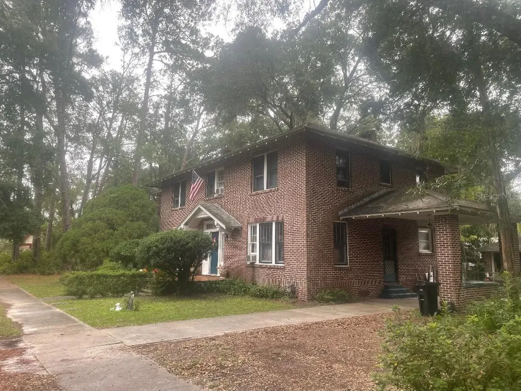 635 NE 9th Avenue Gainesville FL 32601