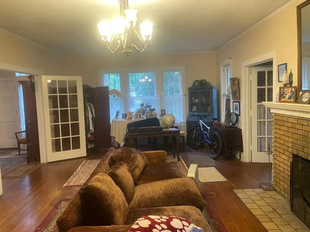 635 NE 9th Avenue Gainesville FL 32601