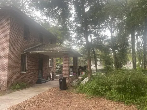 635 NE 9th Avenue Gainesville FL 32601