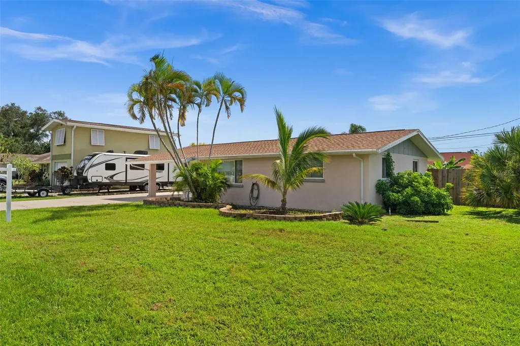 219 Coral Road Venice FL 34293