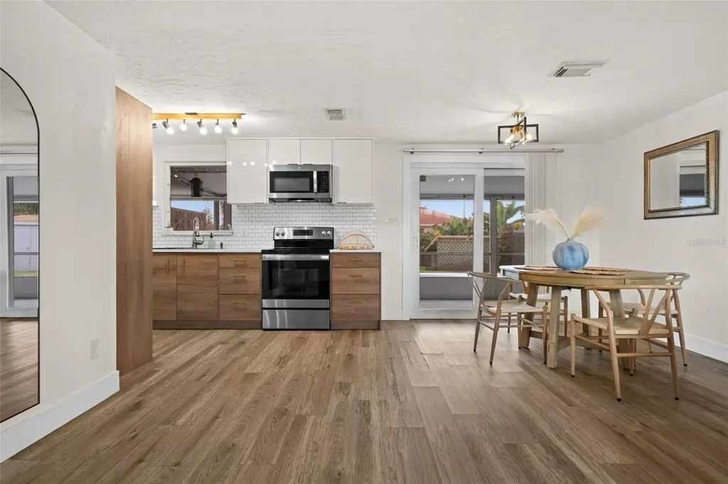 219 Coral Road Venice FL 34293