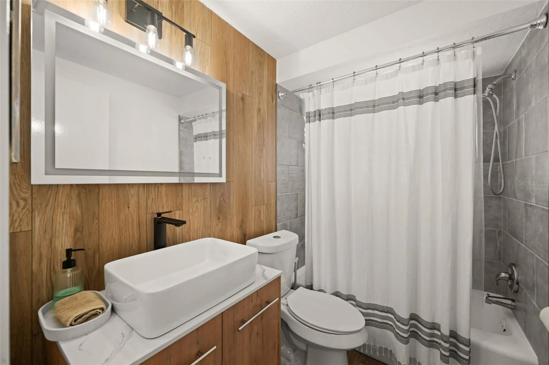 219 Coral Road Venice FL 34293
