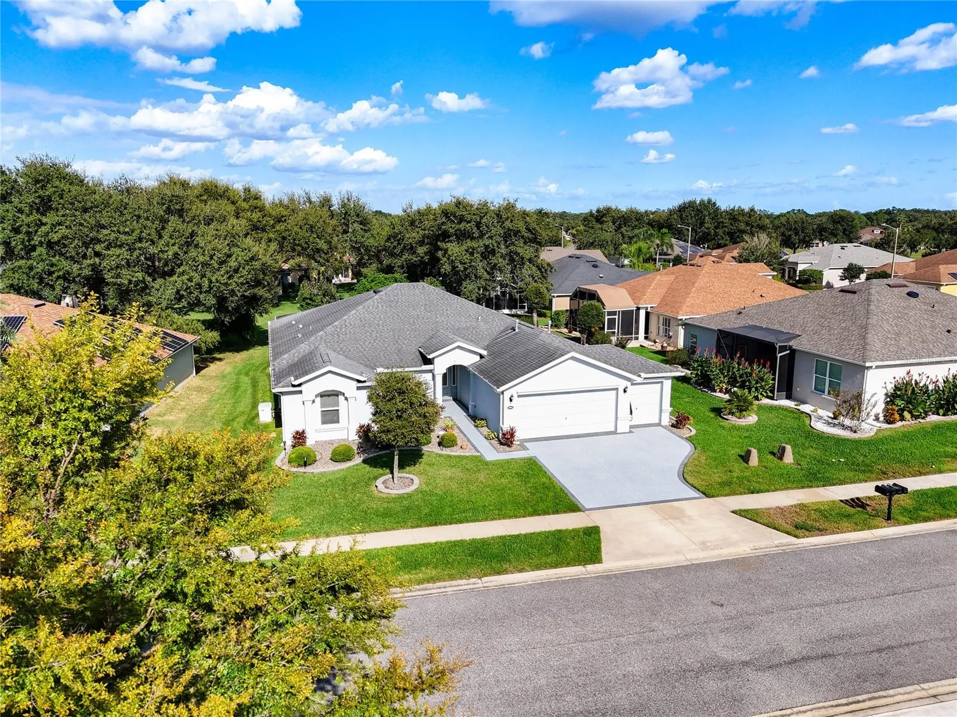 26812 Augusta Springs Circle Leesburg FL 34748