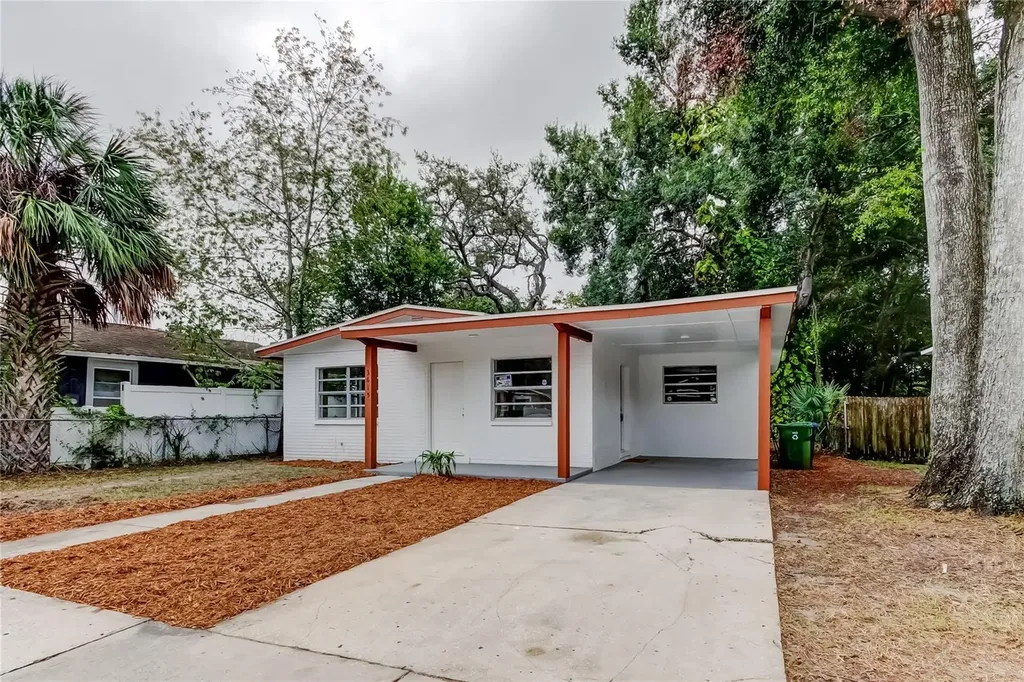 3615 E Mcberry Street Tampa FL 33610