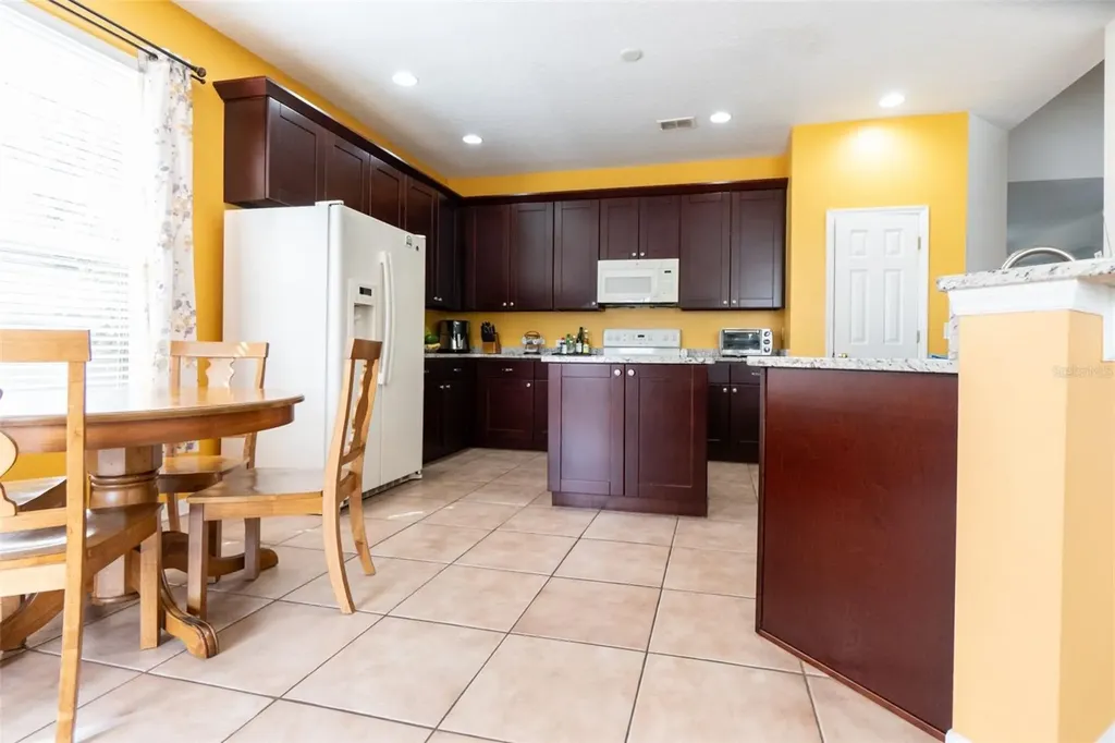7908 Bear Claw Run Orlando FL 32825