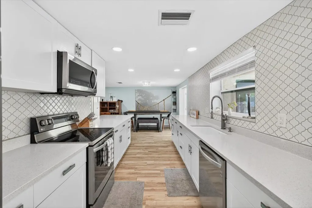 5312 Flora Avenue Holiday FL 34690