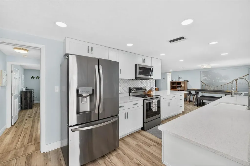 5312 Flora Avenue Holiday FL 34690