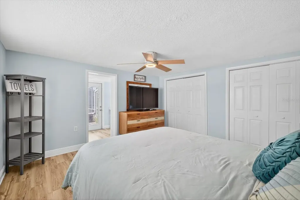 5312 Flora Avenue Holiday FL 34690