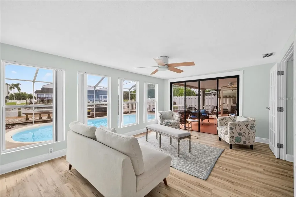 5312 Flora Avenue Holiday FL 34690