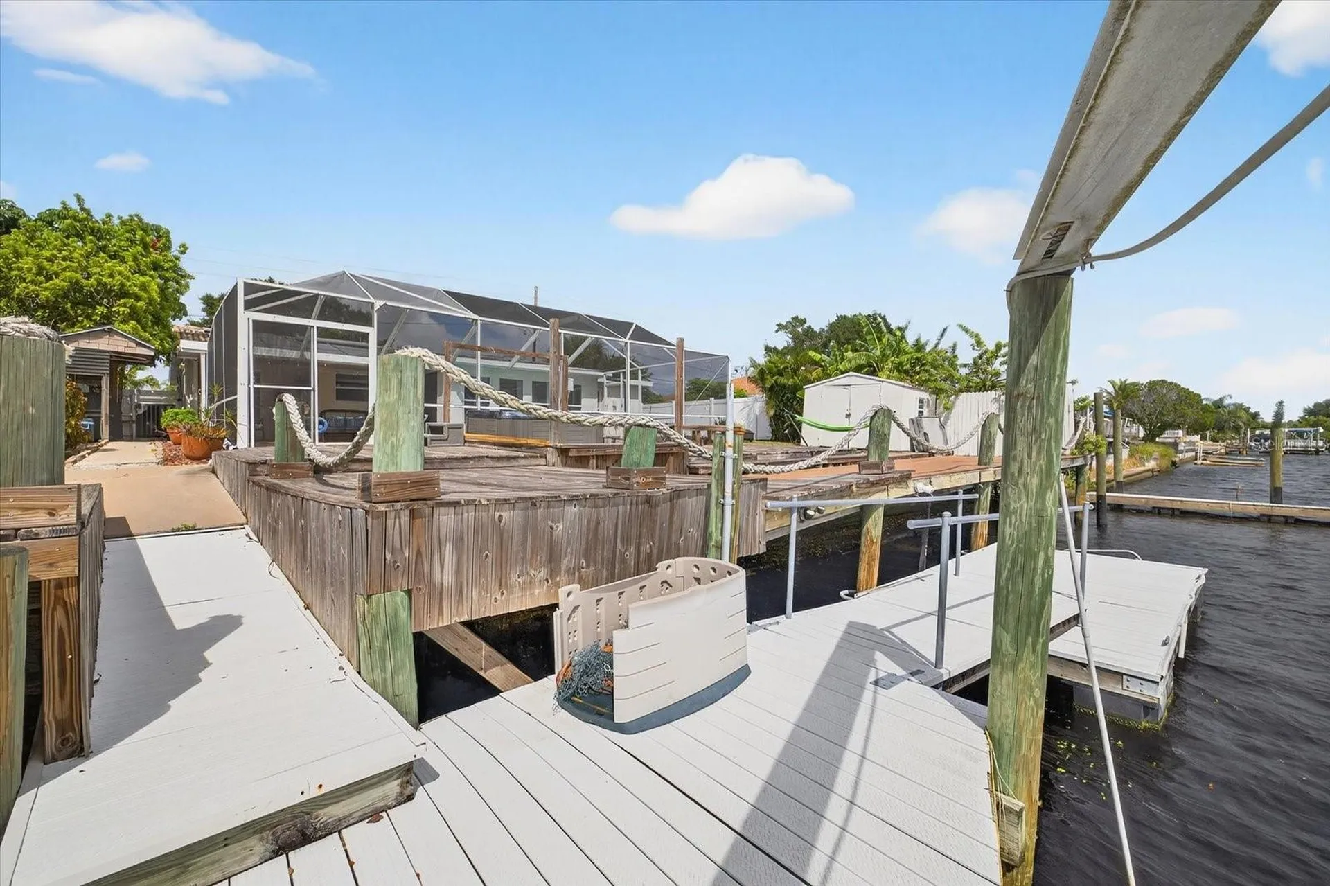 5312 Flora Avenue Holiday FL 34690