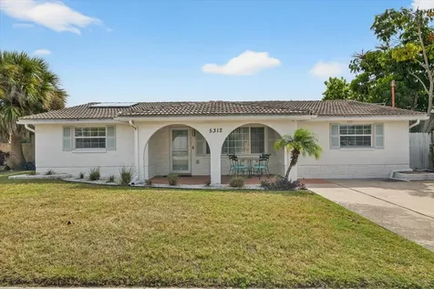 5312 Flora Avenue Holiday FL 34690