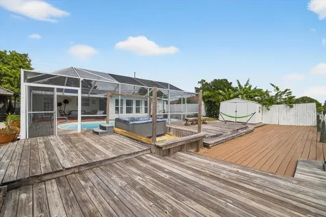 5312 Flora Avenue Holiday FL 34690