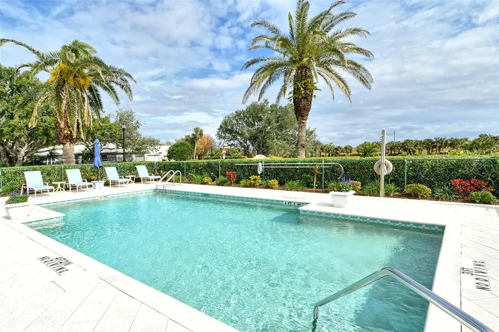 560 Fallbrook Drive Venice FL 34292