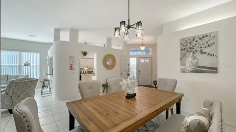 560 Fallbrook Drive Venice FL 34292