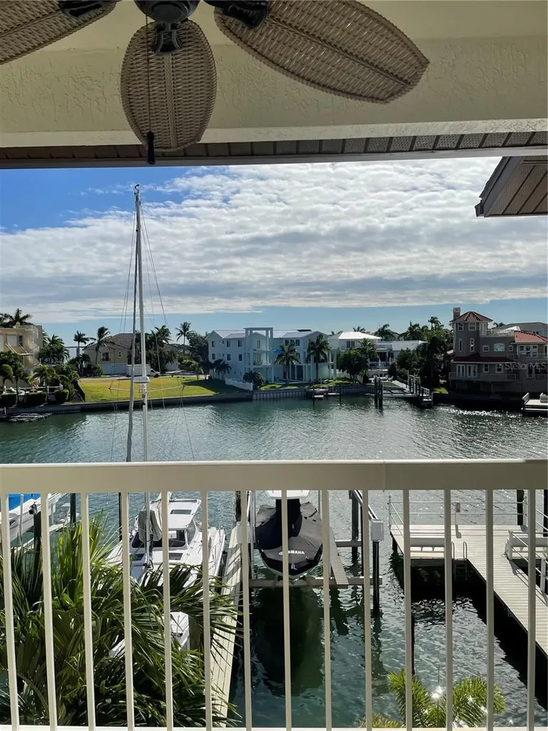 323 Madeira Circle Tierra Verde FL 33715
