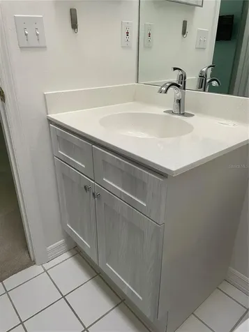 323 Madeira Circle Tierra Verde FL 33715